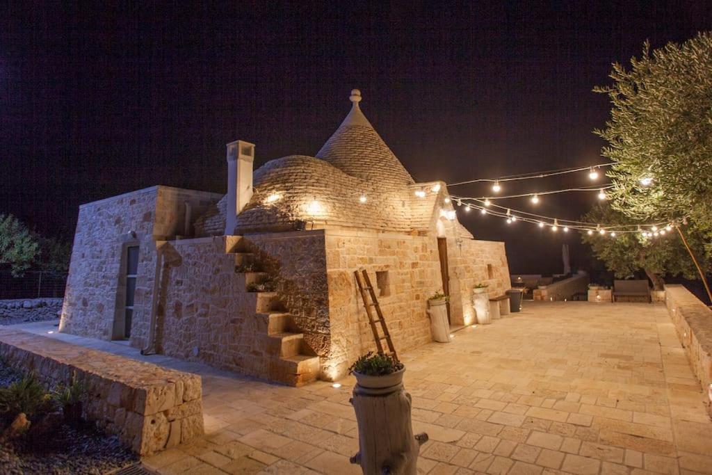 Вилла Trullo Oasi Santo Stefano - Private Pool Кастеллана-Гротте Экстерьер фото