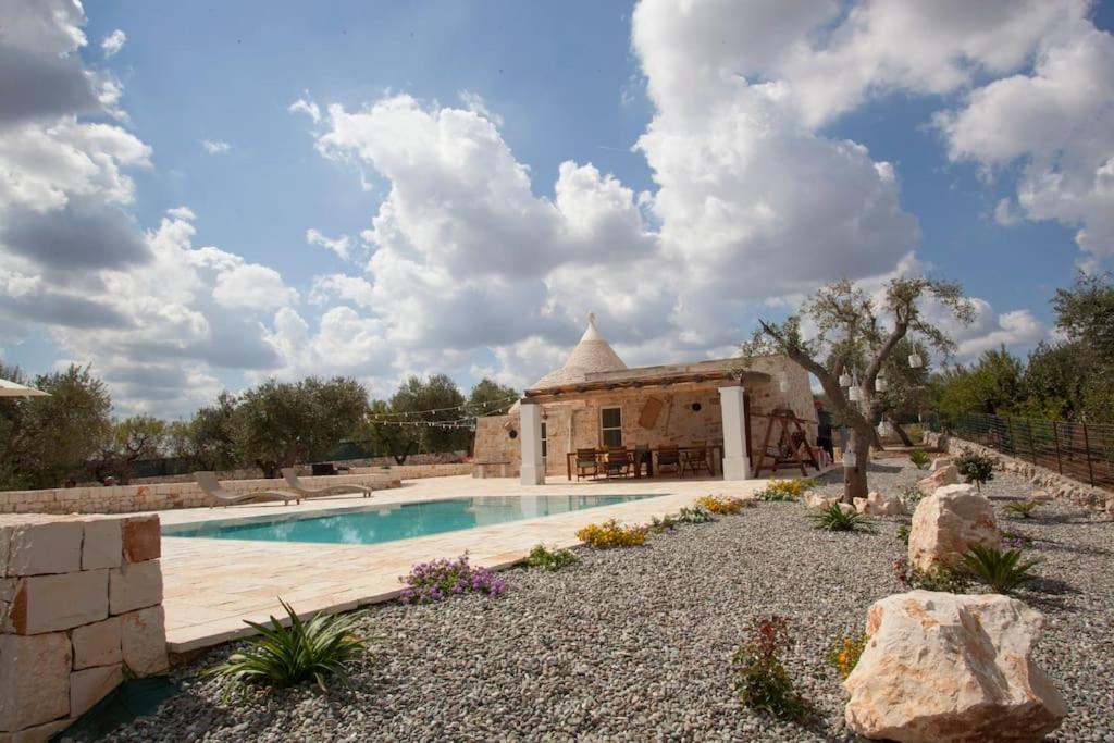 Вилла Trullo Oasi Santo Stefano - Private Pool Кастеллана-Гротте Экстерьер фото