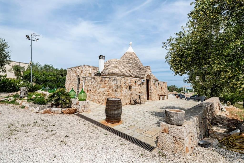 Вилла Trullo Oasi Santo Stefano - Private Pool Кастеллана-Гротте Экстерьер фото