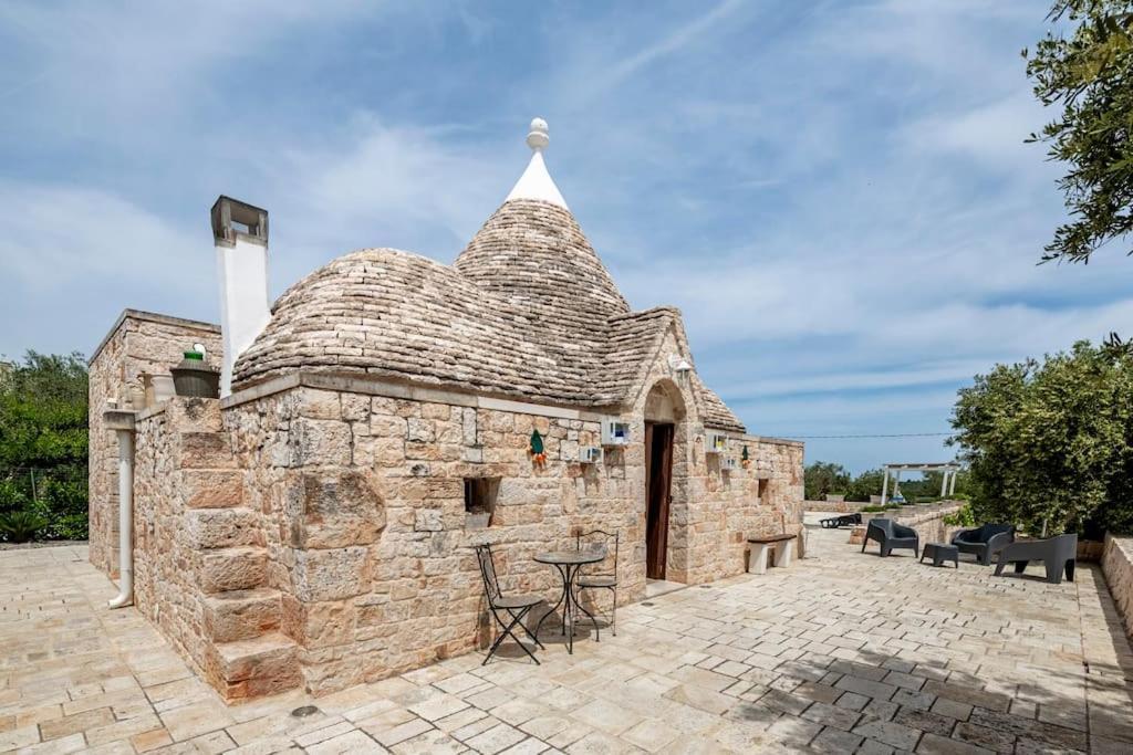 Вилла Trullo Oasi Santo Stefano - Private Pool Кастеллана-Гротте Экстерьер фото