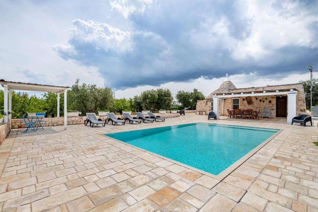 Вилла Trullo Oasi Santo Stefano - Private Pool Кастеллана-Гротте Экстерьер фото
