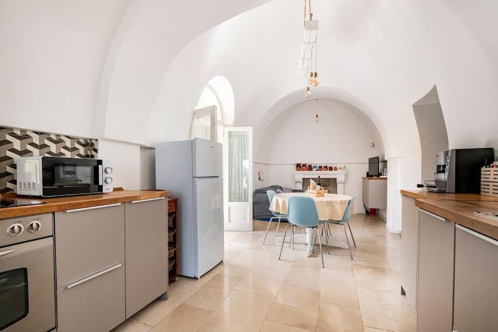 Вилла Trullo Oasi Santo Stefano - Private Pool Кастеллана-Гротте Экстерьер фото