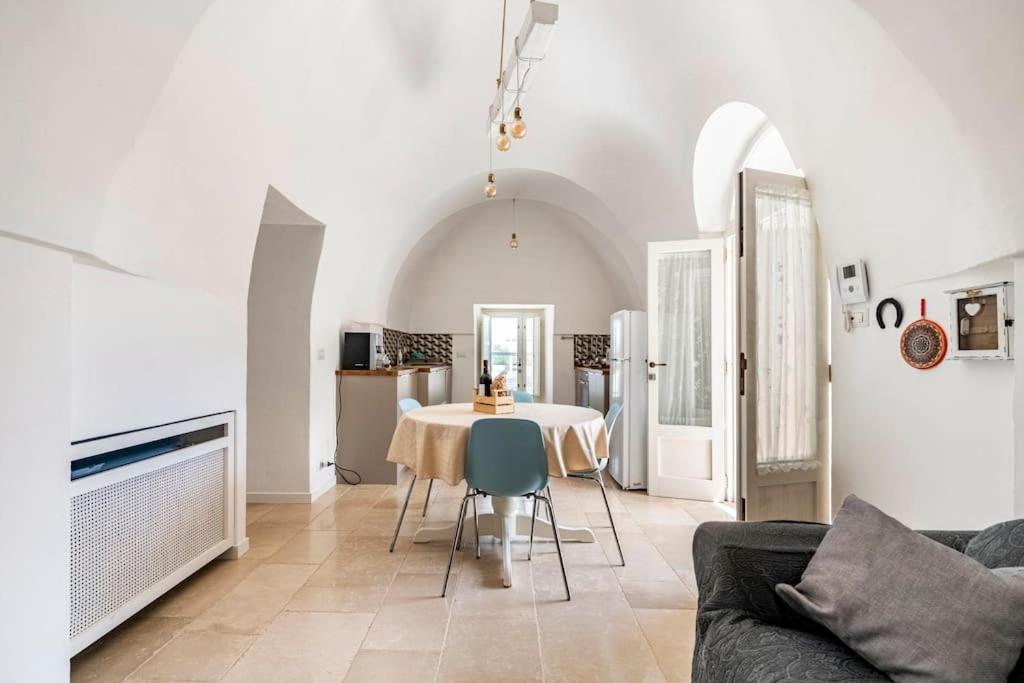 Вилла Trullo Oasi Santo Stefano - Private Pool Кастеллана-Гротте Экстерьер фото